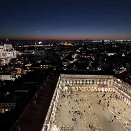 Ca'dei Nonni Canal View