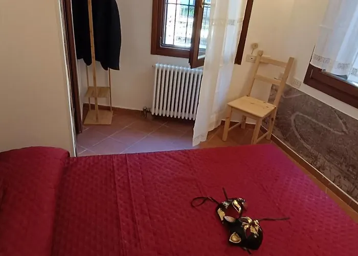 Ca'dei Nonni Canal View